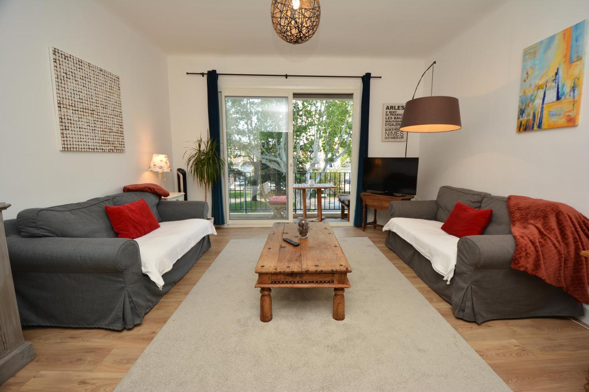 Appartement 塔拉斯孔 外观 照片